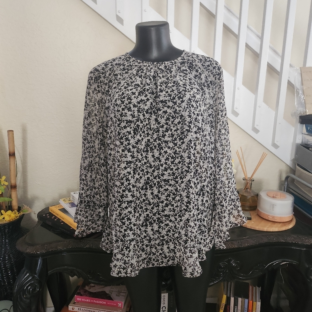 Zara sheer flower pattern blouse size M